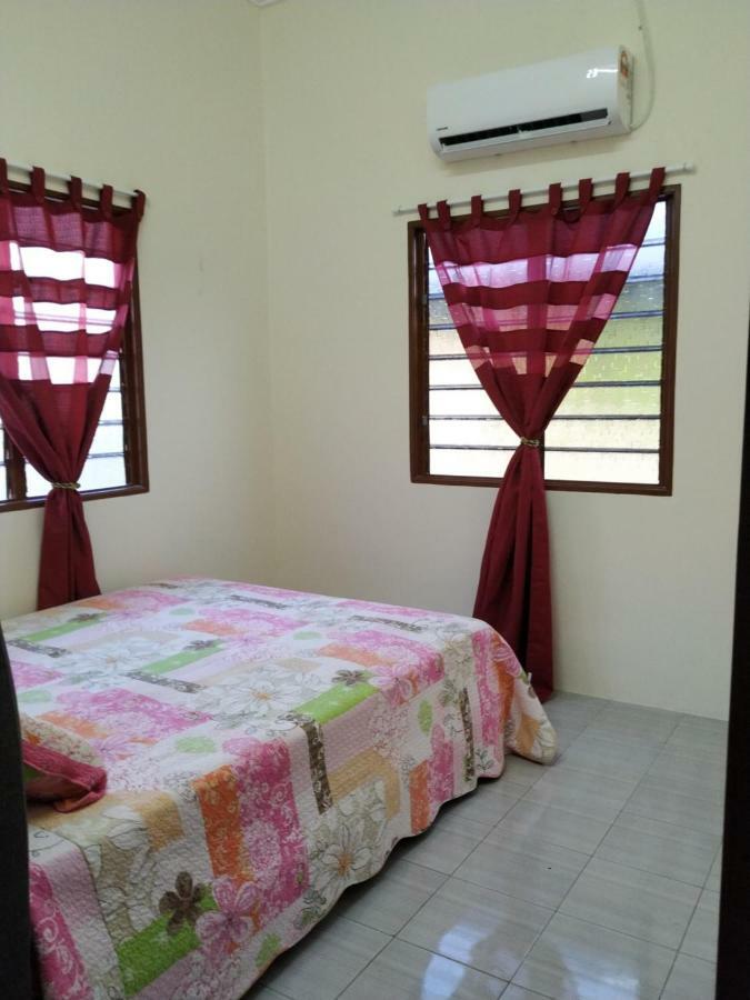 Homestay Ibu Pekan Exterior foto